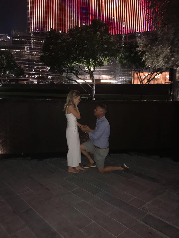 Couple proposing on at the top of burj khalifa